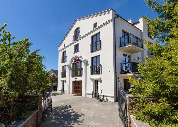 Hotel Porto Karwia